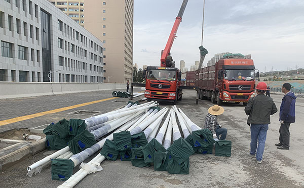 班戈太阳能路灯灯杆垂直度矫正方法与维护