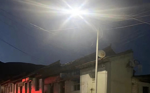 农村院子里最适合的班戈太阳能路灯亮度与安装要点 农村院子里最适合的班戈太阳能路灯亮度与安装要点